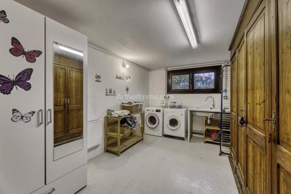 Vente Maison 8 pièces 253 m2 à Valgelon-la-Rochette