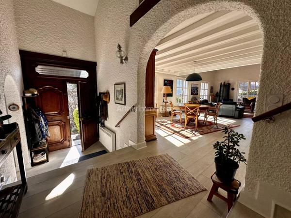 Vente Maison 8 pièces 253 m2 à Valgelon-la-Rochette