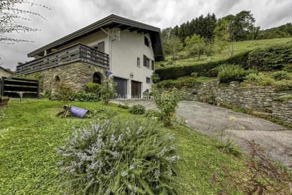 Vente Maison 8 pièces 253 m2 à Valgelon-la-Rochette