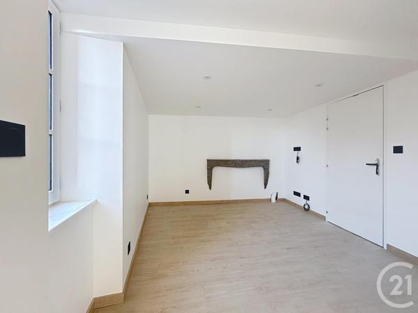 Appartement F3 à vendre  3 pièces - 63,94 m2 RIOM - 63