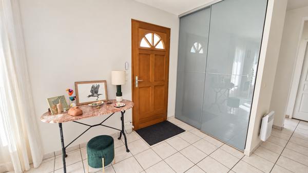 SAINT MARTIN DE HINX - MAISON FAMILIALE 162m2 - 4 CHAMBRES - TERRAIN CONSTRUCTIBLE ET DIVISIBLE 1730m2