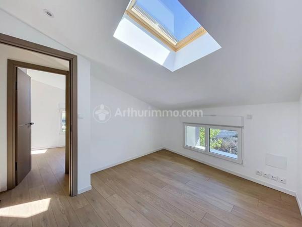 Vente                                                      Maison
                        
                     4 pièces                      86 m2                     à Orbeil
