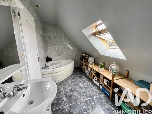 Maison à vendre 7 pièces 165 m² Joué-lès-Tours