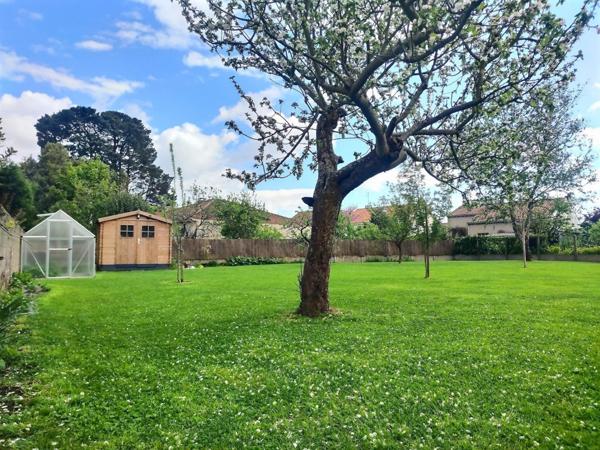 Maison à LES SORINIERES, 44840 - 7 pièces 160m²