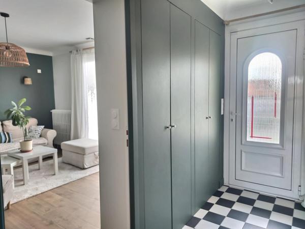 Maison à LES SORINIERES, 44840 - 7 pièces 160m²