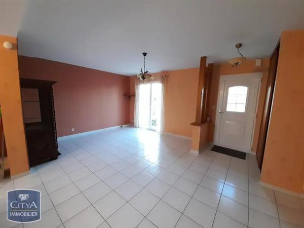 Maison à louer 5 pièces 128.59m² Saint-Astier (24110)