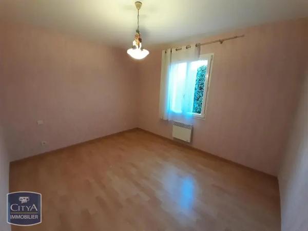 Maison à louer 5 pièces 128.59m² Saint-Astier (24110)