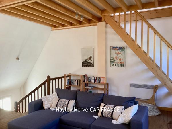 Immeuble à vendre à Mortain (50) – Local commercial et appartement avec garage