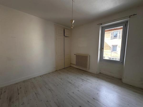 Vente Immeuble 3 pièces 74 m2 à Entrelacs