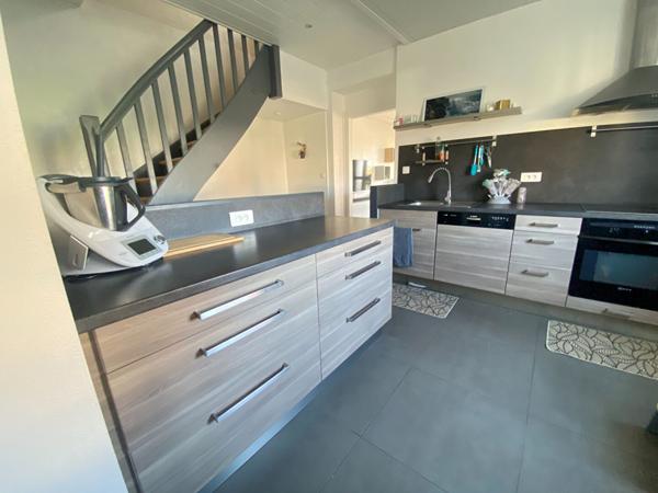 Maison Wittelsheim 6 pièce(s) 94  m²