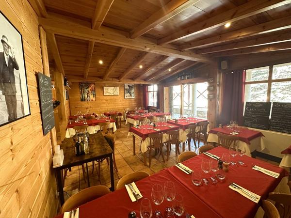 LA FOUX D'ALLOS (04), FDC et MURS, à vendre restaurant avec terrasse CA 170KE
