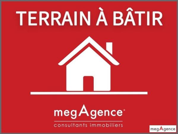 Terrain à LA MOTTE-D'AVEILLANS, 38770 - 9482m²