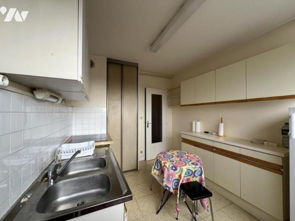 APPARTEMENT T2 AVEC GARAGE AU CALME