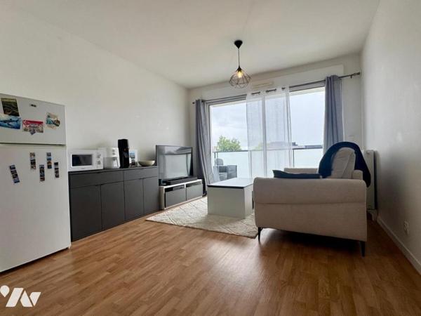 LANESTER - APPARTEMENT T2 / RESIDENCE LES GARDENIAS. Très bon état