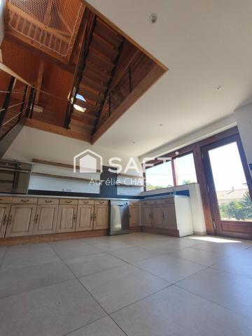 MAISON BRESSANE  260 M2