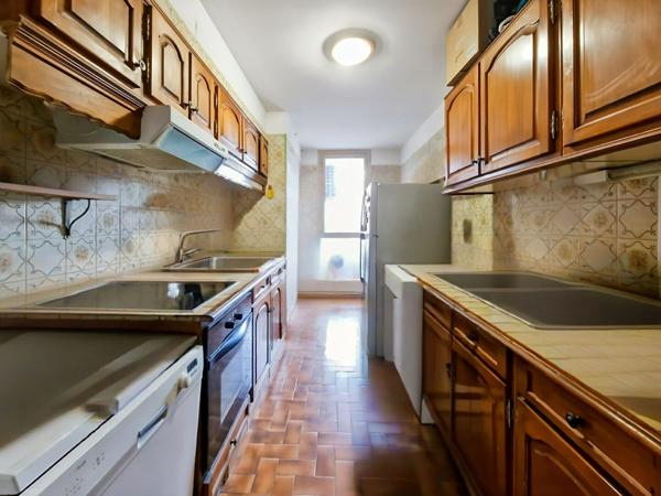 APPARTEMENT DE TYPE 4 PIECES