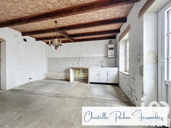 Maison à vendre 7 pièces 207 m² Courçon