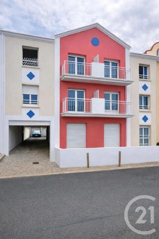 Maison à vendre  2 pièces - 65,14 m 2   ST HILAIRE DE RIEZ  - 85