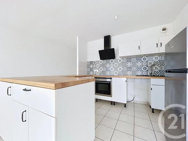 Maison à vendre  2 pièces - 65,14 m 2   ST HILAIRE DE RIEZ  - 85