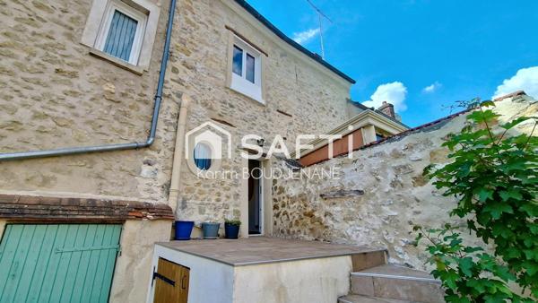 Maison de ville, 3 chambres, 2 pièces d'eau, terrasse...