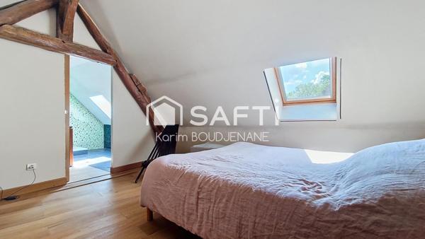 Maison de ville, 3 chambres, 2 pièces d'eau, terrasse...