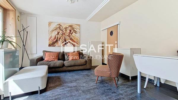 Maison de ville, 3 chambres, 2 pièces d'eau, terrasse...