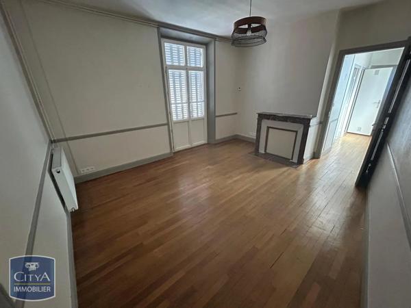 Appartement à louer 2 pièces 46.08m² Châlons-en-Champagne (51000)