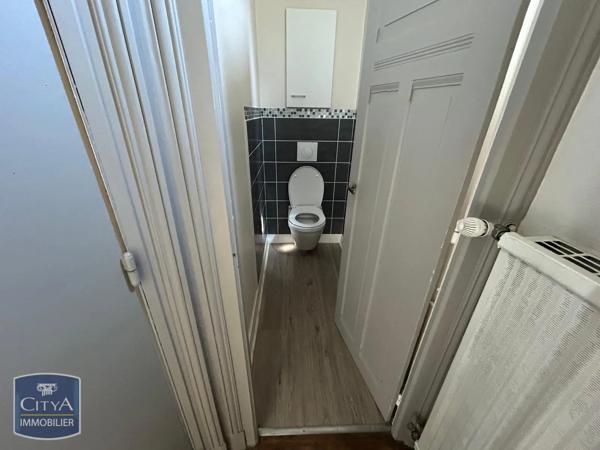Appartement à louer 2 pièces 46.08m² Châlons-en-Champagne (51000)