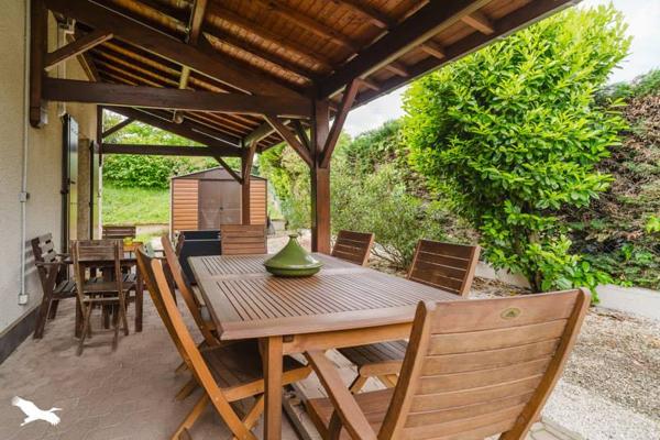 Maison à vendre 430 000 € Chassieu 5 p 119 m² DPE D
