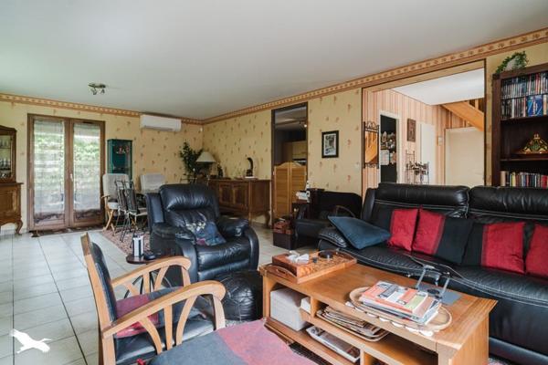 Maison à vendre 430 000 € Chassieu 5 p 119 m² DPE D