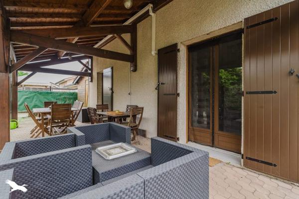 Maison à vendre 430 000 € Chassieu 5 p 119 m² DPE D