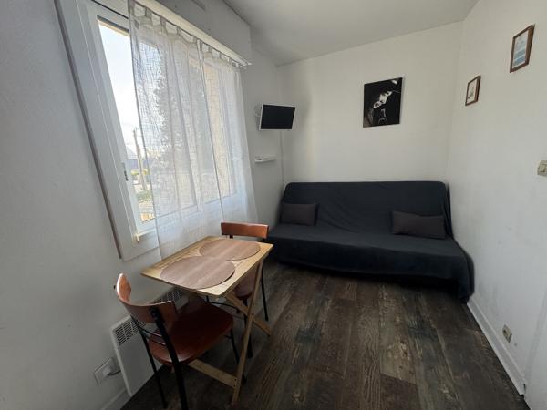 Studio environ 10 m²