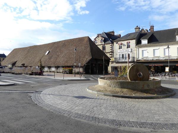 Dives-sur-Mer - Ensemble immobilier en centre-ville