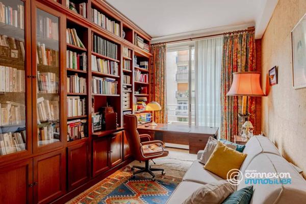 Auteuil Nord -  4 pièces- 3 chambres - balcons