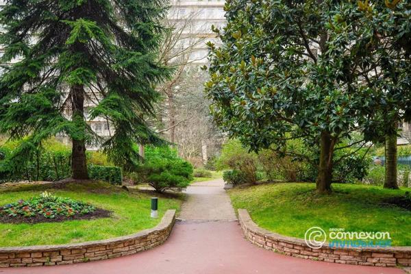 Auteuil Nord -  4 pièces- 3 chambres - balcons