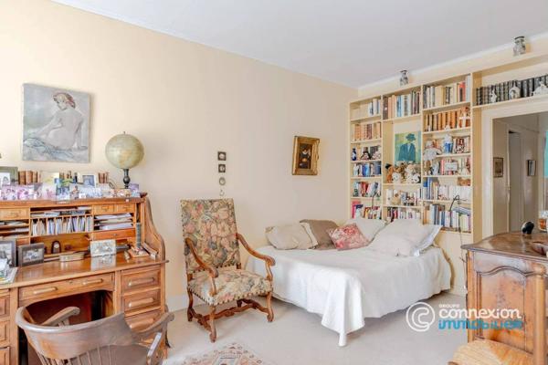 Auteuil Nord -  4 pièces- 3 chambres - balcons