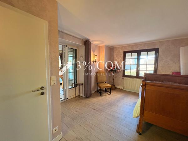 Maison 5 pièce(s) 2 chambre(s) 87 m²