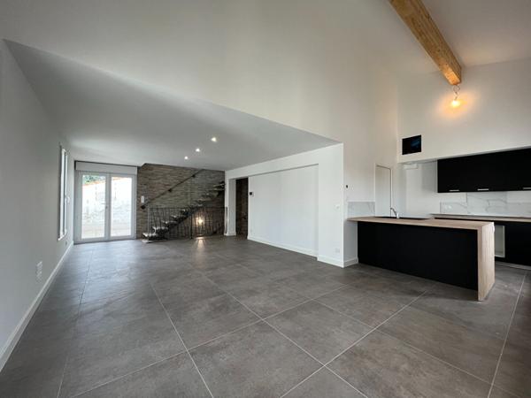 17640 VAUX SUR MER LOFT à Vaux Sur Mer 4 pièce(s) 104.31 m2