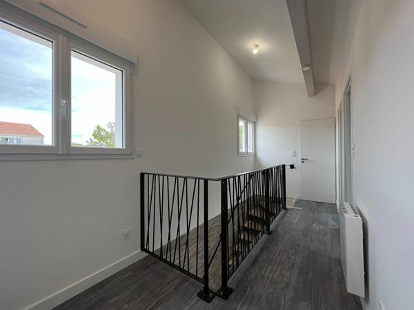 17640 VAUX SUR MER LOFT à Vaux Sur Mer 4 pièce(s) 104.31 m2