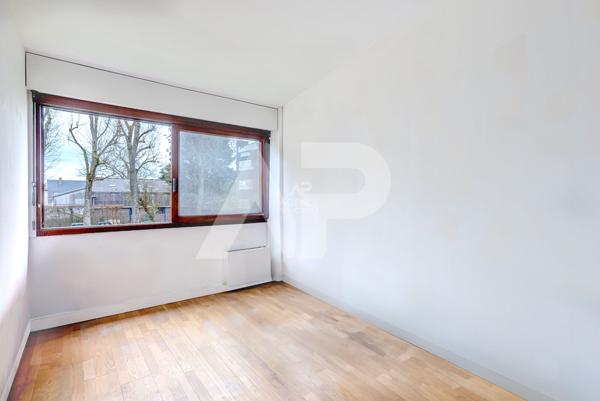 SEVRES RIVE GAUCHE - APPARTEMENT FAMILIAL €495 000 ** - Référence 596-S