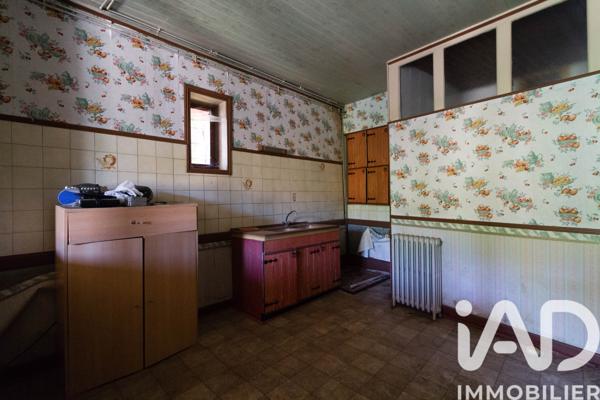 Maison à vendre 5 pièces 146,46 m² Saint-Léonard-de-Noblat