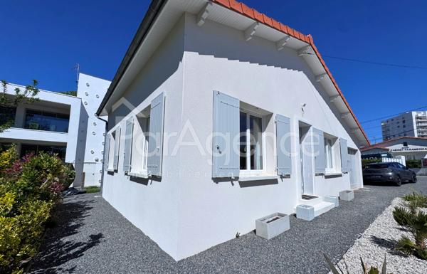 Maison de plain-pied non mitoyenne Parfait état