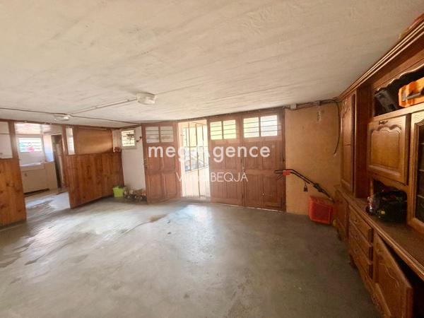 Maison à SAINT-CLEMENT, 89100 - 4 pièces 74m²
