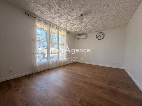 Maison à SAINT-CLEMENT, 89100 - 4 pièces 74m²