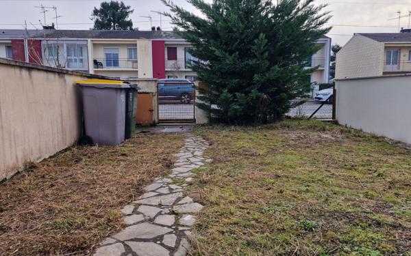 Maison à vendre    5 pièces • 79,35 m2 Fleury-les-Aubrais