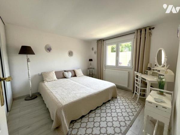 SAINT PERE EN RETZ, en hameau, belle longère en pierres rénovée