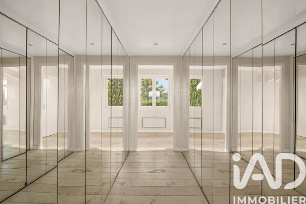 Maison à vendre 5 pièces 270 m² Saint-Genis-Laval