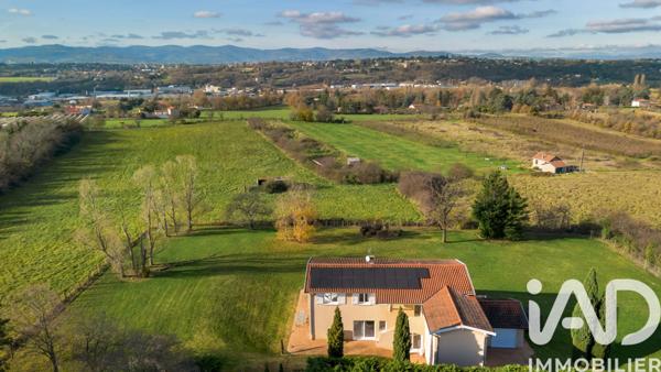 Maison à vendre 5 pièces 270 m² Saint-Genis-Laval