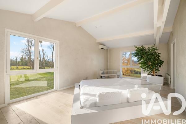 Maison à vendre 5 pièces 270 m² Saint-Genis-Laval