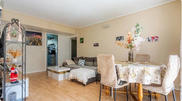 Appartement à vendre T 4 pièces CLICHY SOUS BOIS (93)